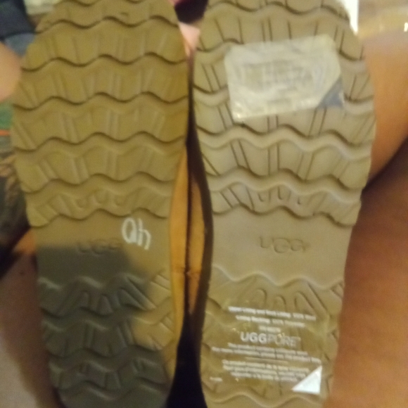 Ugg Australia Callie k tansize 2 in kids - Picture 10 of 12